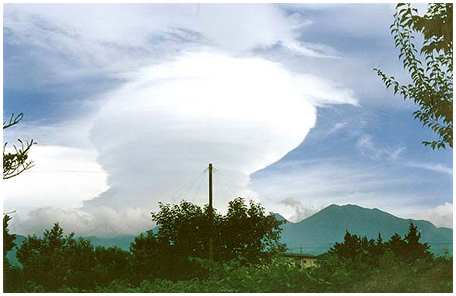 이케다 다이사쿠_구름.jpg