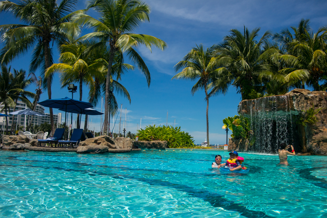 코타키나발루 여행(Travelogue to Kota Kinabalu) _ 수트라하버 리조트 39 MARINA & COUNTRY CLUB Swimming Pool