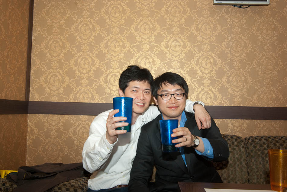 열정의 순간-디자인 품평 후 노래방에 가서 42