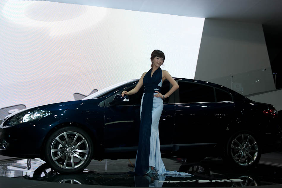 2009서울모터쇼 르노삼성 뉴SM3-8001.jpg