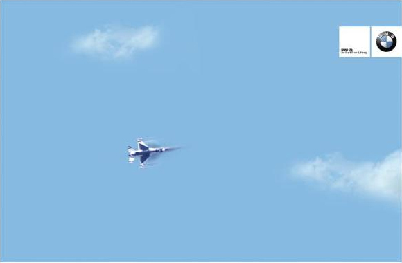 BMW 광고_BMW 매력, 성능에 대해서 이야기하다 - the ultimate attraction 14 BMW_BMW가 달리면 제트기가 뒤로가는 현상을 볼수있다