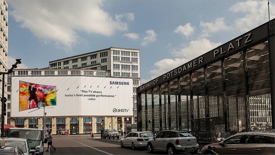 삼성전자 IFA 옥외광고(Out Door AD)_베를린의 주요명소인 '포츠담 광장(Potzdamer Platz)'에 설치_SHUD 옥외광고02 .jpg