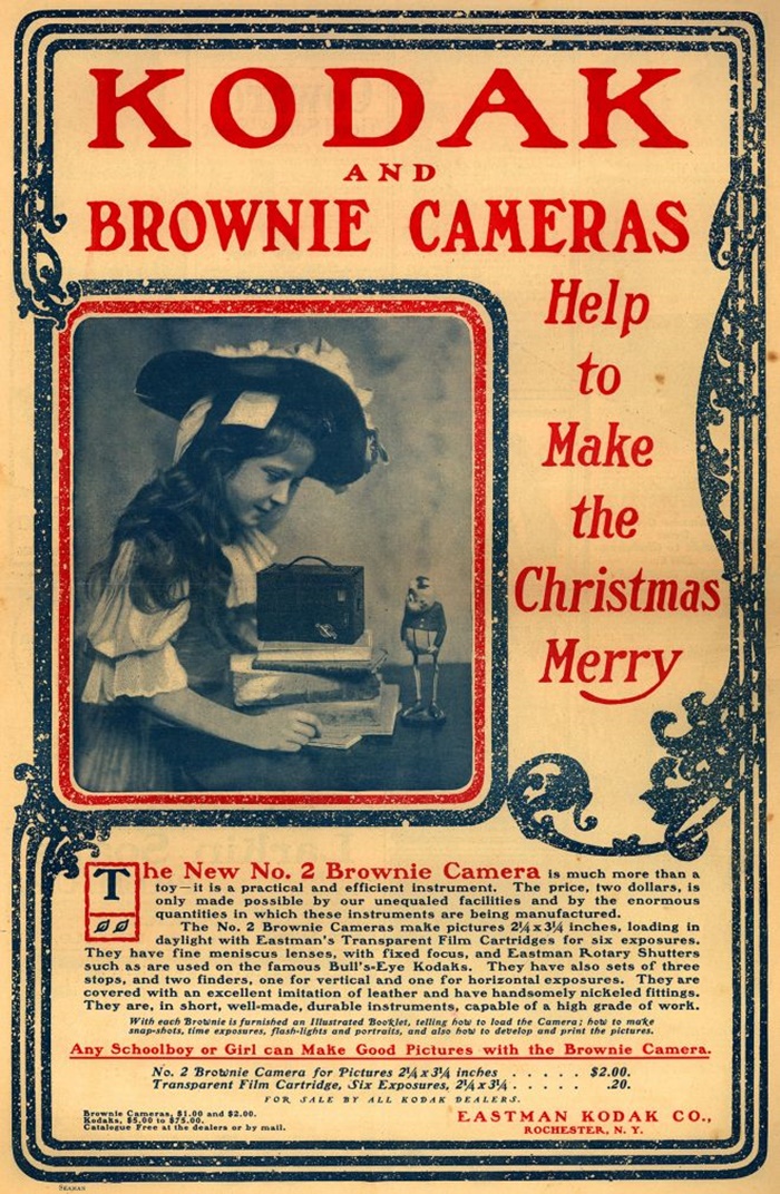 Kodak Brownie Camera AD05.jpg