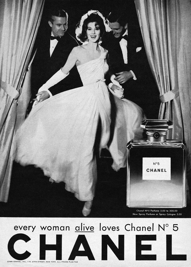 1937년 샤넬 No5 광고_수지 파커를 모델로 리치든 어베든이 활영한 광고.jpg