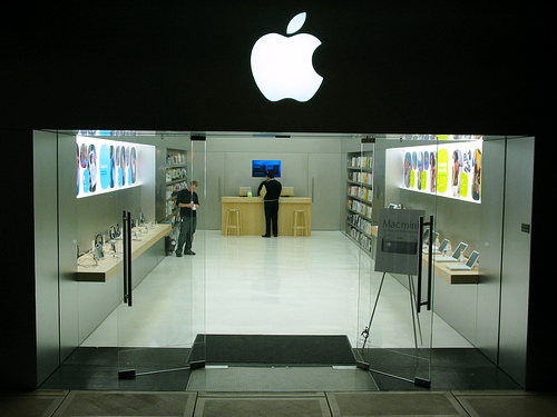 apple-store02.jpg