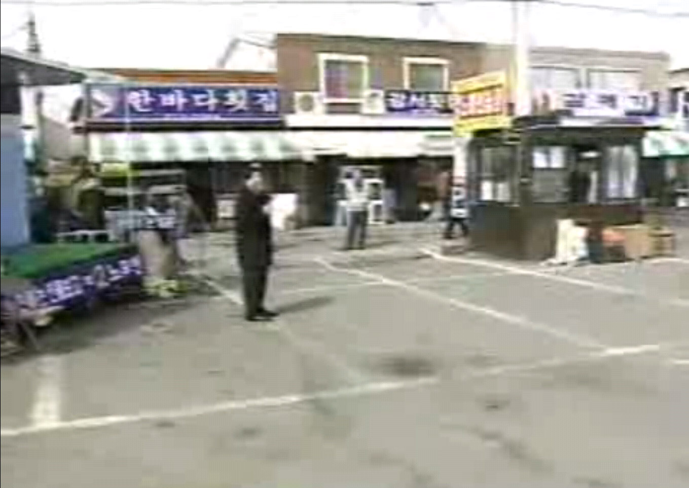 텅빈 광장에서 연설하던 동영상을 다시 찾아보며 고인의 명복을 빕니다 46