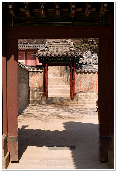 덕수궁에서 발견하는 옛것의 흔적들 90 그냥 옛날이 상상이 된다. 누가 지내던 곳일까? 아궁이