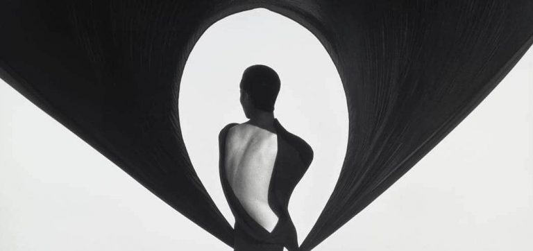 허브 리츠(Herb Ritts)의 누드사진은 어떻게 예술이 되었을까? – 여성 누드를 중심으로