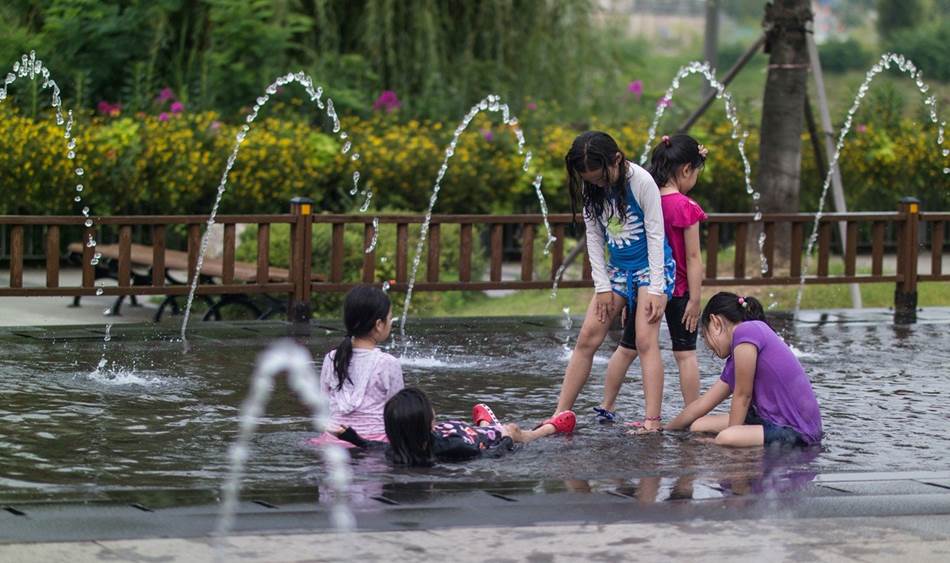 광교호수공원 풍경_물놀이-6781