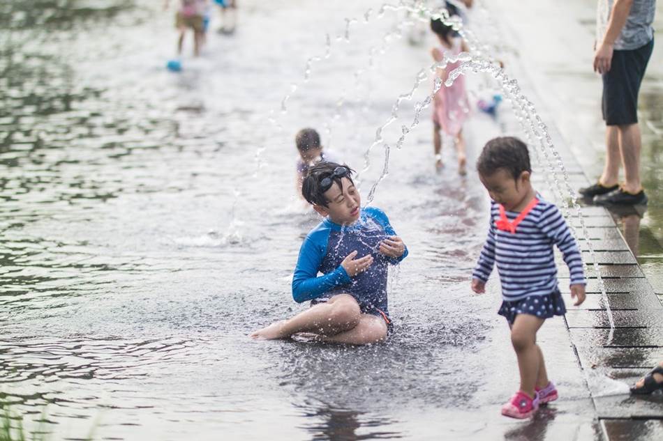 광교호수공원 풍경_물장난-6937