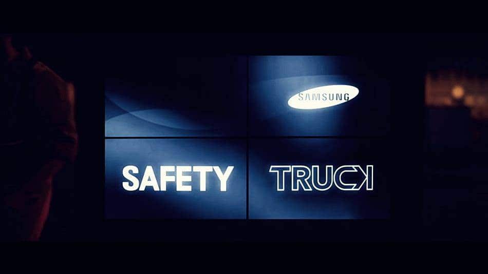 삼성 세이프티 트럭Samsung Safety Truck (English Version) - YouTube (720p).mp4_20160730_061542.277-08