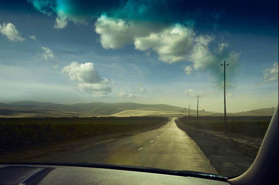 lincoln-continental-campaign-2017_%ec%95%a0%eb%8b%88-%eb%a0%88%eb%b3%b4%eb%b9%84%ec%b8%a0annie-leibovitz_11