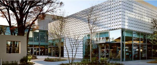 숲속의 도서관 다이칸야마 츠타야서점 - 라이프스타일 제안과 고객가치 창출로 서점의 미래를 만들다 10