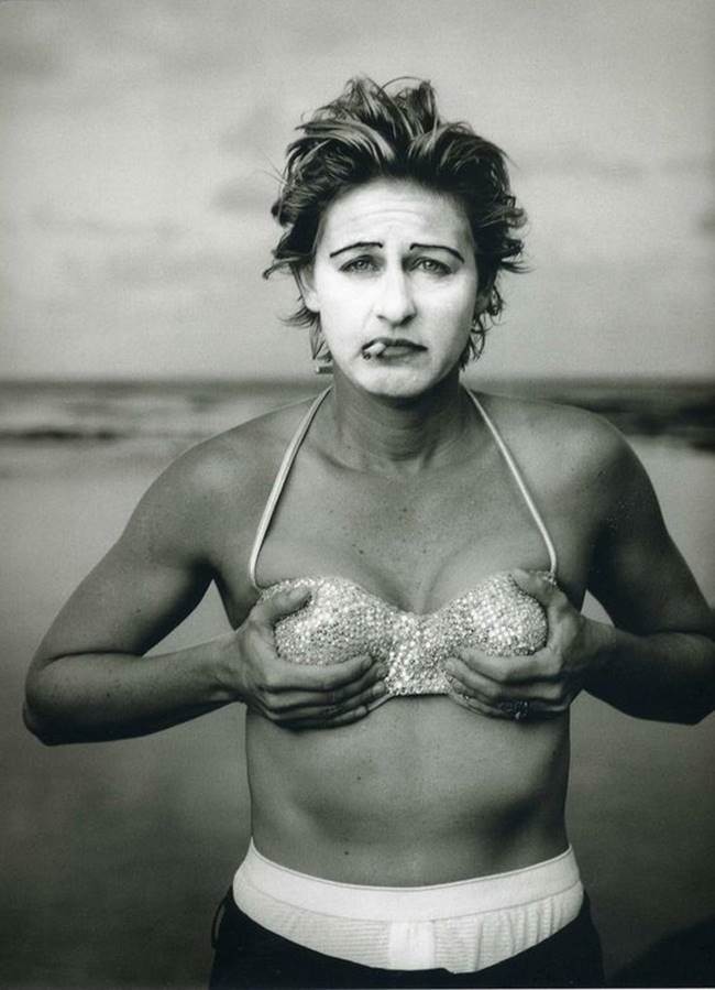 %ec%95%a0%eb%8b%88-%eb%a0%88%eb%b3%b4%eb%b9%84%ec%b8%a0annie-leibovitz_ellen-degeneres
