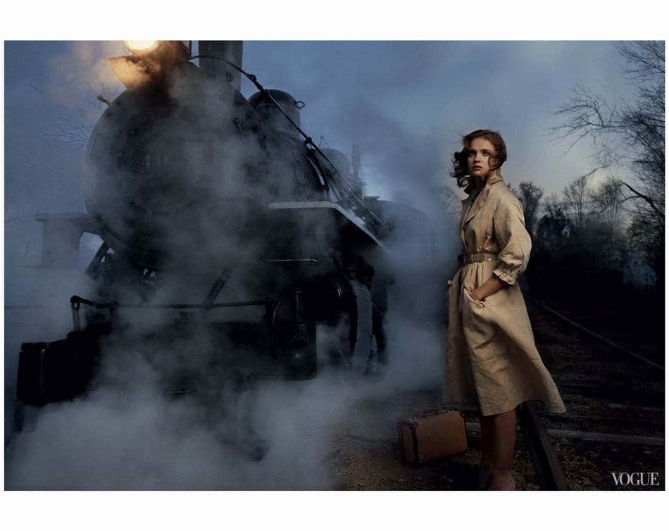 %ec%95%a0%eb%8b%88-%eb%a0%88%eb%b3%b4%eb%b9%84%ec%b8%a0annie-leibovitz_natalia-vodianova-vogue-2010-photo-annie-leibovitz