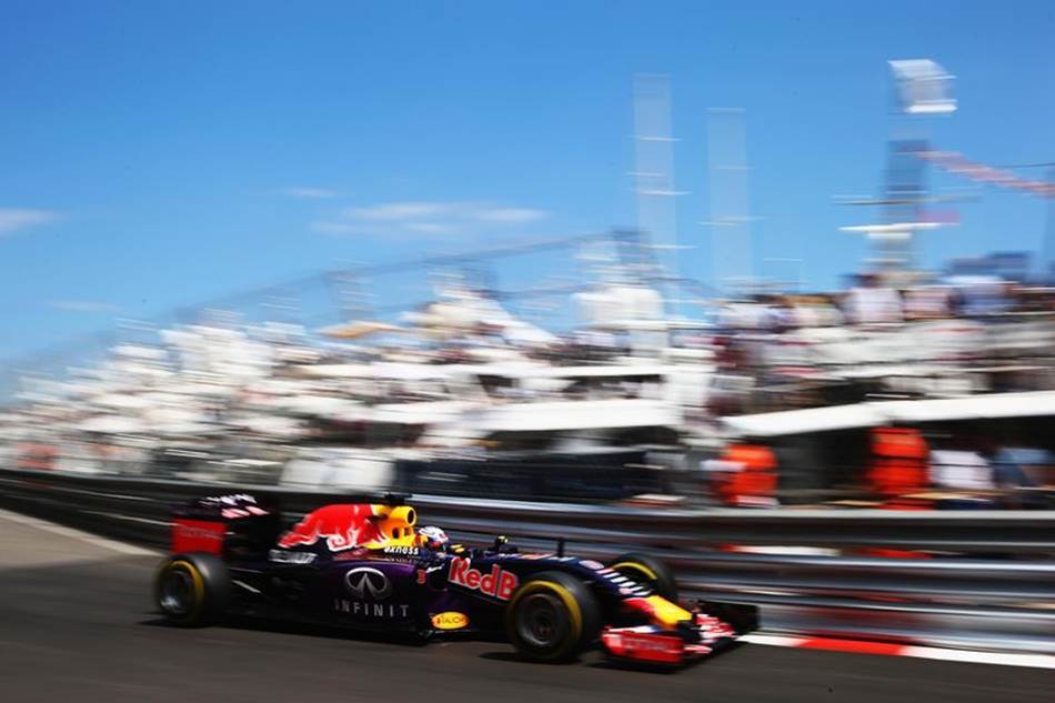 %eb%a0%88%eb%93%9c%eb%b6%88-f1%eb%a0%88%ec%9d%b4%ec%8b%b1