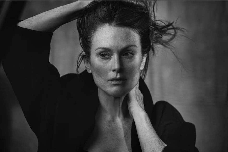 2017%eb%85%84-%ed%94%bc%eb%8d%b8%eb%a6%ac-%ec%ba%98%eb%a6%b0%eb%8d%94-calendar_2017_julianne_moore_3