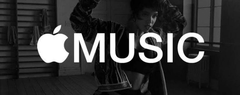 테일러 스위프트의 영향력과 쇼셜미디어 환경 변화를 잘 포착해 성공한 애플 뮤직 광고