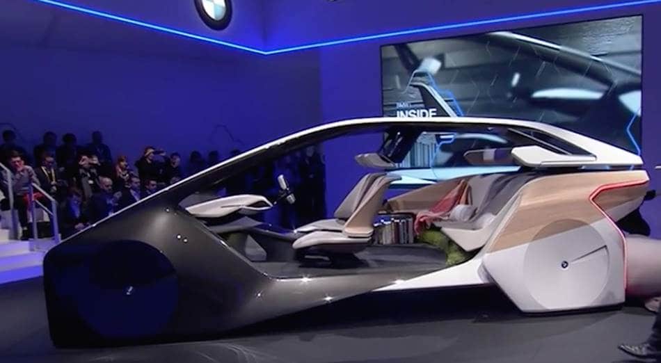BMW가 2017년 CES에서 공개한 자율주행자동차 컨셉