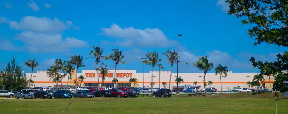 괌 공항근처에 있는 유통점 홈데포