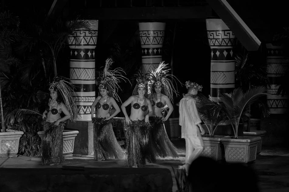 퍼시픽 판타지 디너쇼 (Pacific Fantasy Dinner Show) 장면