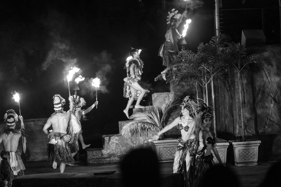 퍼시픽 판타지 디너쇼 (Pacific Fantasy Dinner Show) 장면