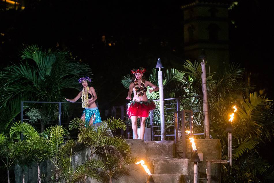 퍼시픽 판타지 디너쇼 (Pacific Fantasy Dinner Show) 장면