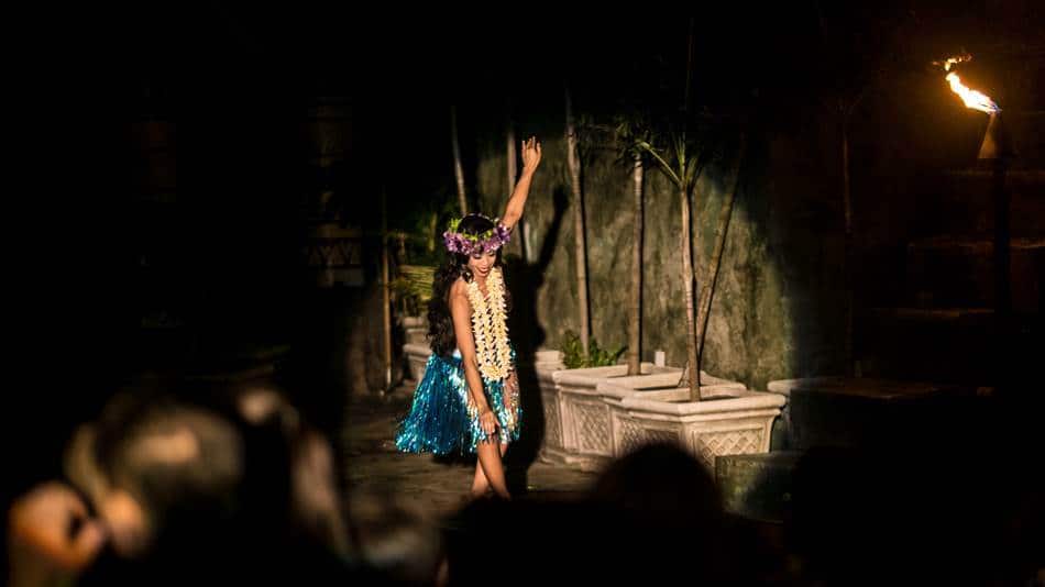 퍼시픽 판타지 디너쇼 (Pacific Fantasy Dinner Show) 장면