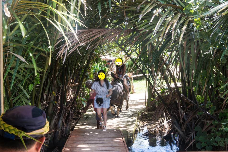 얼렁뚱땅 다녀온 괌(GUAM) 여행기 – 괌의 아름다움과 전통 문화가 가득한 정글 리버 쿠르즈(Riverboat Cruise) 39