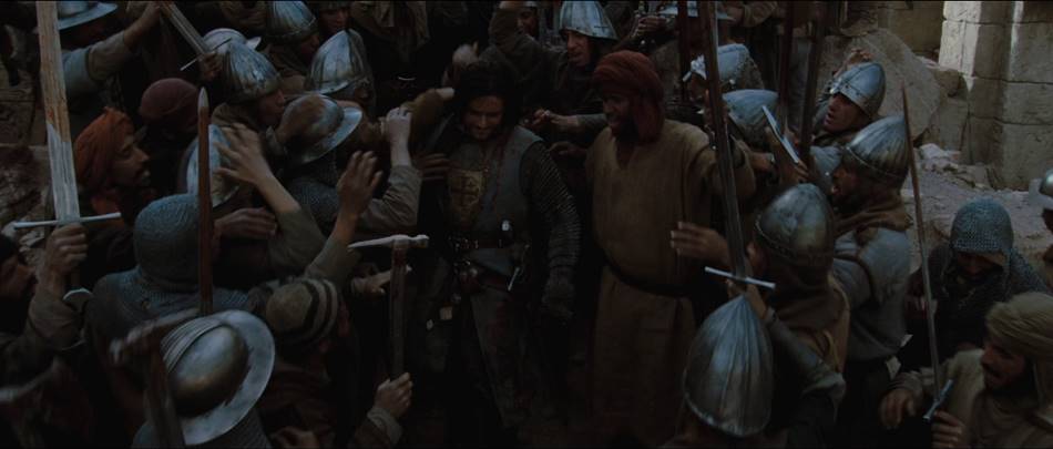 킹덤 오브 헤븐 감독판 Kingdom Of Heaven 2005 Directors Cut 살라딘과협상 결과를 알리고 사람들의 환영을 받는 발라안