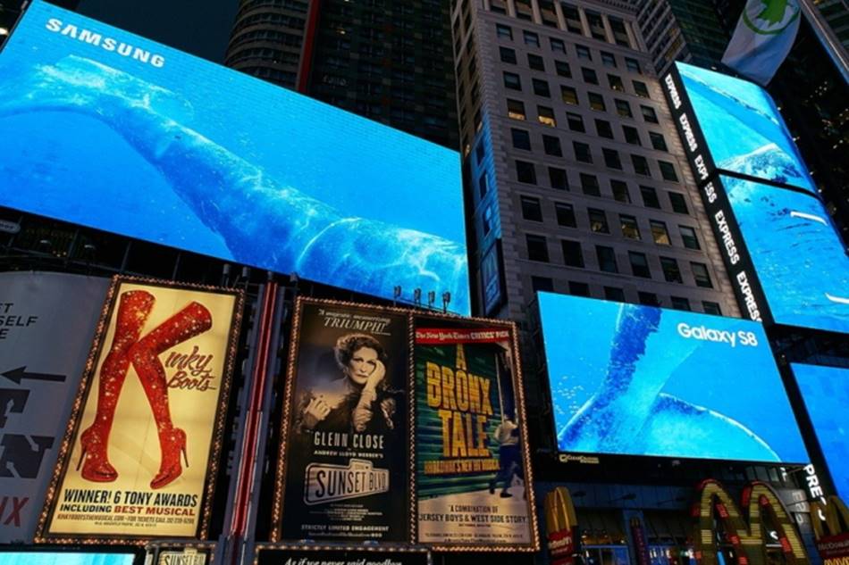 삼성 갤럭시 S8 언팩 행사 시 뉴욕 타임스퀘어 옥외광고 Galaxy S8 Time Square_OOH_Main Unpack20170330