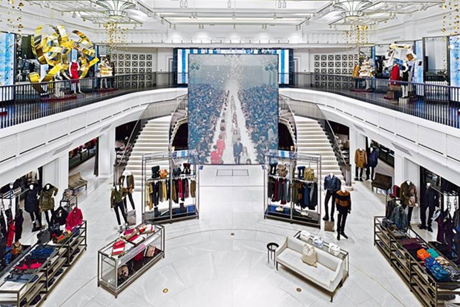 버버리 플래그쉽 스토어