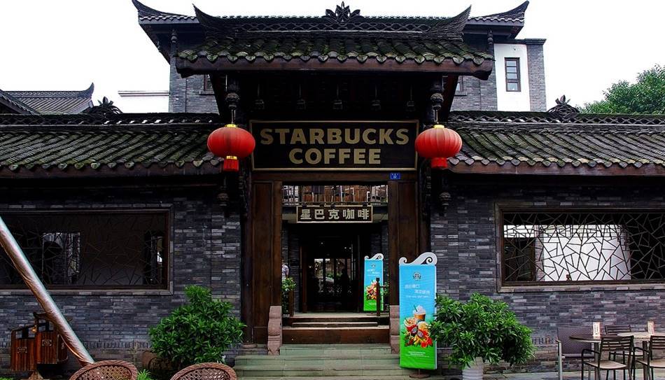 중국 전통 가옥과 매칭된 스타벅스 중국 쓰촨성 청두 매장