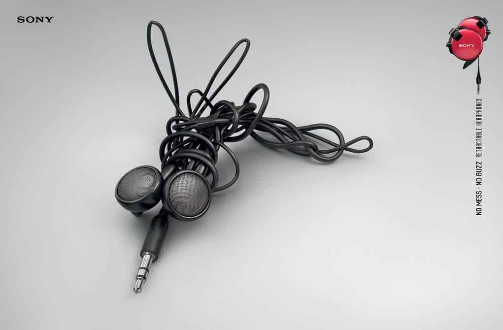 소니헤드폰 광고 2015 Sony-retractable-cord-headphones-no-mess-no-buzz
