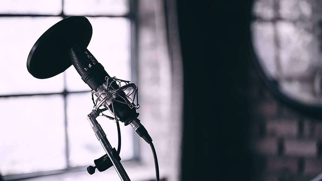 소니뮤직 MDR-1000X 아이유 광고 음악을 사랑하는 사람들을 위하여, for and by Music Lovers 광고 스틸컷09