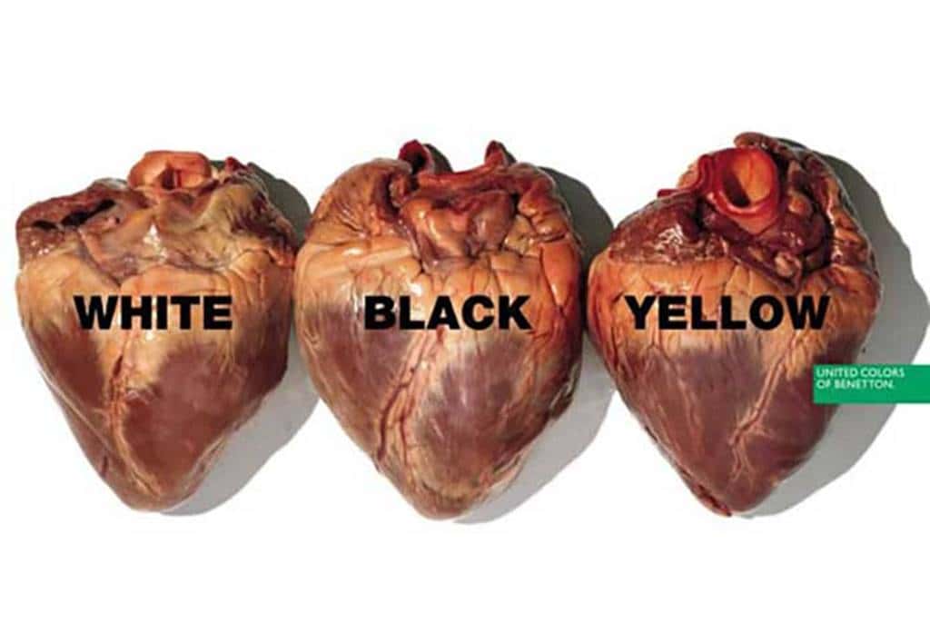 베네통 광고 백인 흑인 황인 모두 같은 심장을 가졌다는 인종차별 비판 광고 02