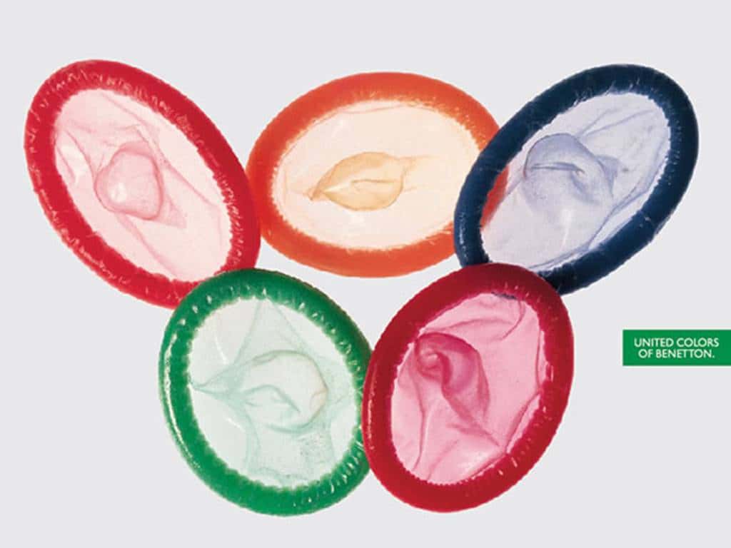 베네통 광고 컬러불 콘돕 003