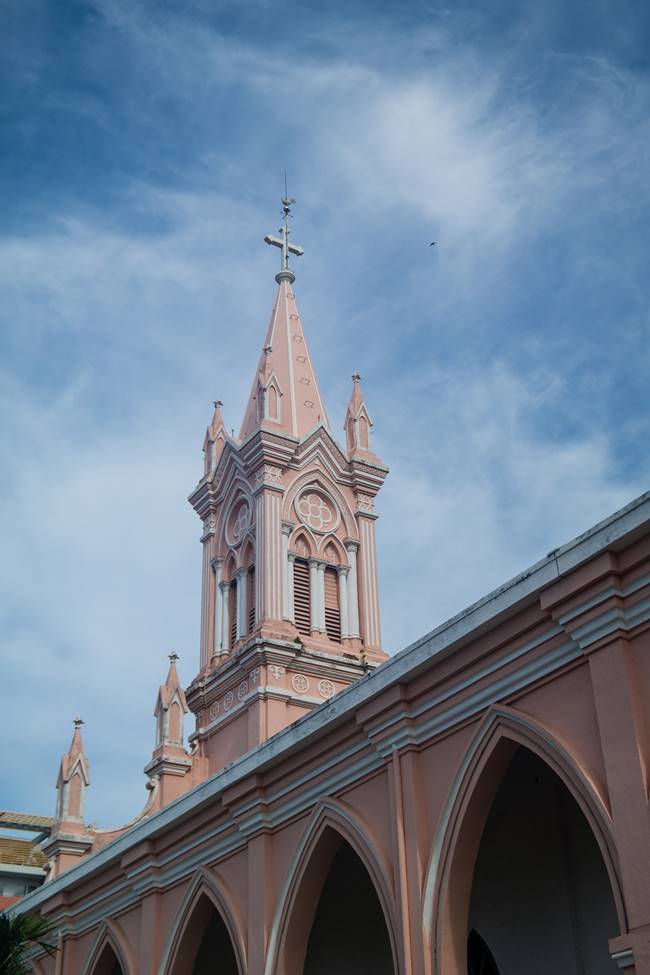 베트남 다낭 여행 - 다낭 대성당을 옆에서 바라본 풍경