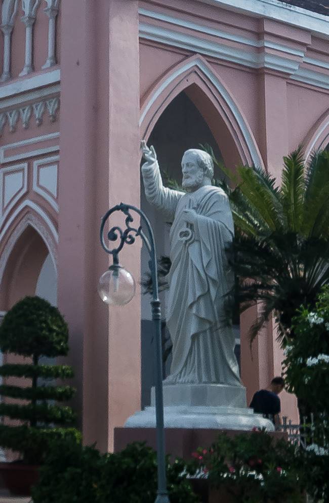 베트남 다낭 여행 - 다낭 대성당 천국의 열쇠를 들고 있는 성 베드로상-6413