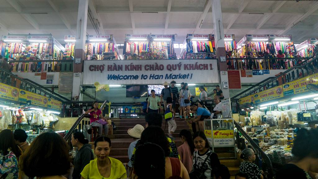 베트남 다낭 여행 - 다낭 한마켓 2층으로 오르는 계단-3696