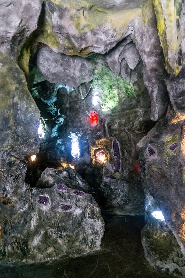 바나 힐(Bana Hill) 수정(Crystal) 전시관 풍경