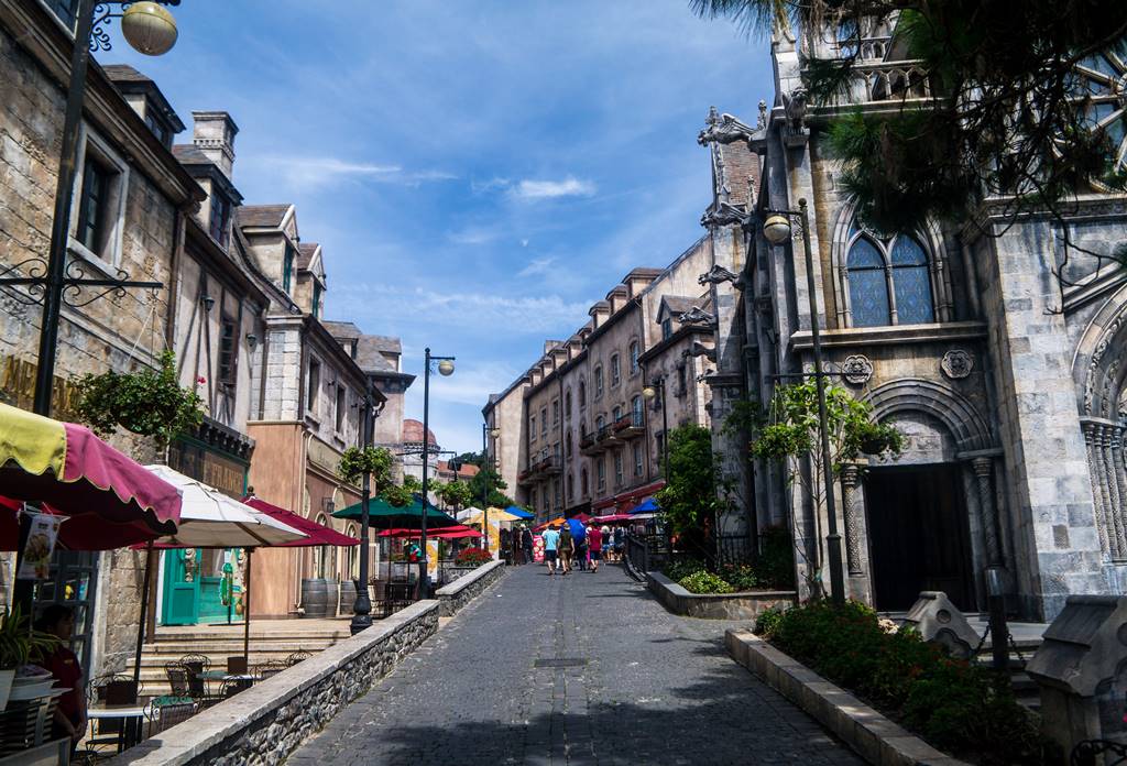 베트남 다낭 여행 - 바나 힐(Bana Hill) 시계탑 옆골목-4108