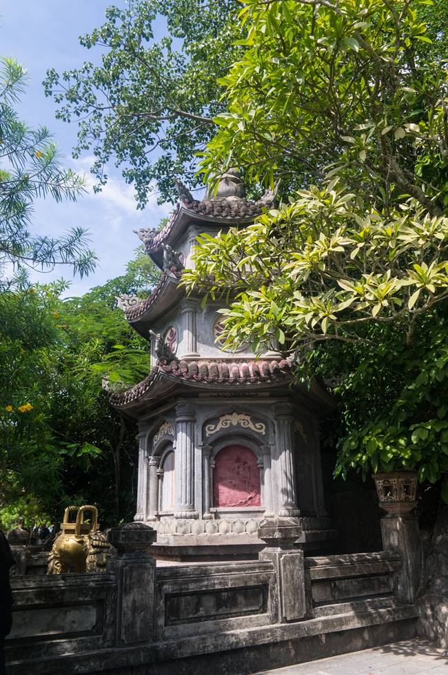 오행산(마블 마운틴) 링웅사(Chua Linh Ung, 靈應寺 영응사) 3층석탑-5883