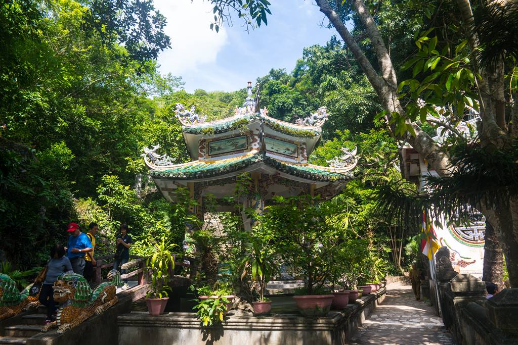 오행산(마블 마운틴) 링웅사(Chua Linh Ung, 靈應寺 영응사)-5897