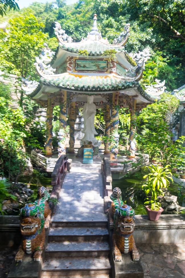 오행산(마블 마운틴) 링웅사(Chua Linh Ung, 靈應寺 영응사)-5922