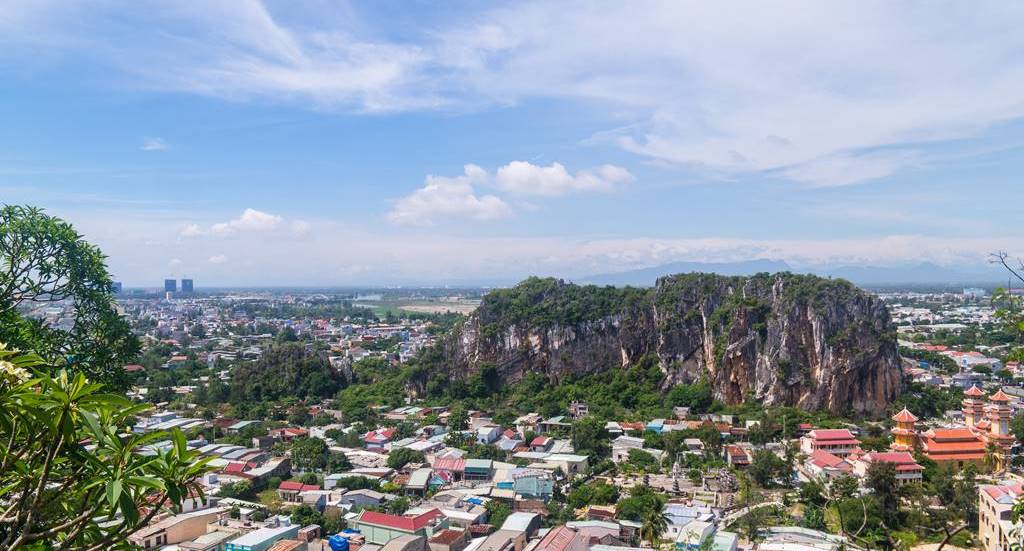 오행산(마블 마운틴) 전망대 망강대(望江臺)에서 바라 본 금산 -6021