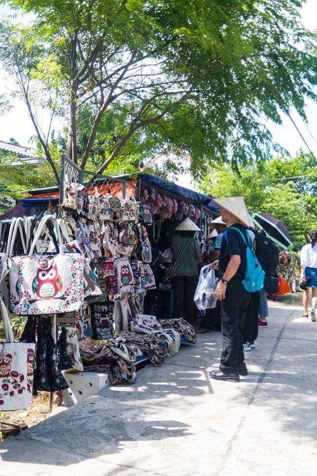 트남 다낭 여행 - 부엉이 모자를 파는 가게-4925