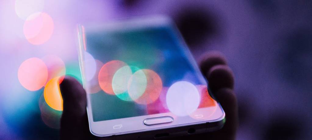 Featured_스마트폰 rodion-kutsaev-184298