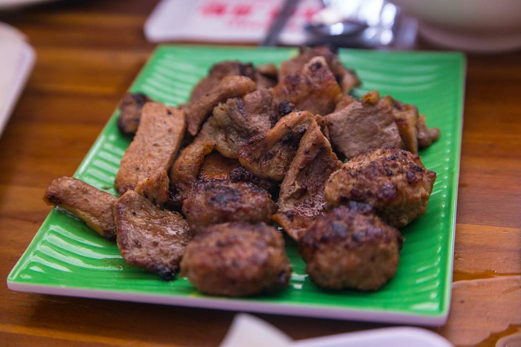 베트남 분짜(Bún chả)의 구성 요소중 하나인 구운 돼지고기