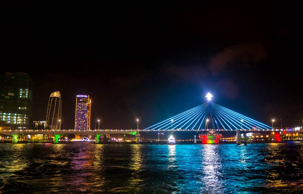베트남 다낭 한강 야경 송한다리 05